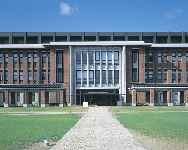 四条畷学園短期大学