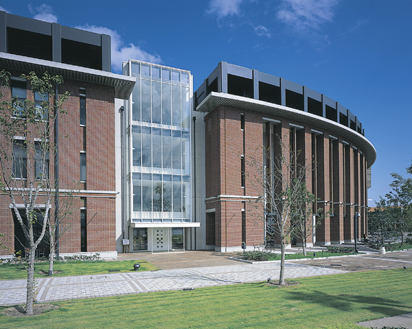 四条畷学園短期大学
