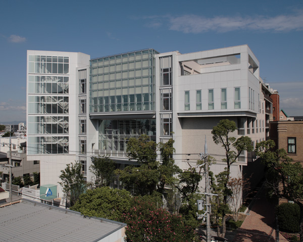 四条畷学園短期大学