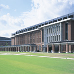 国立国際美術館