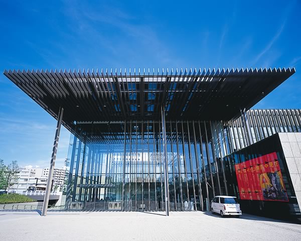 長崎県美術館