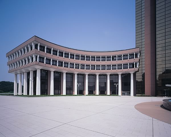 東京工科大学 研究所棟