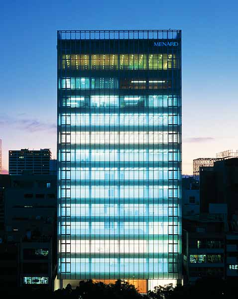 メナード本社ビル